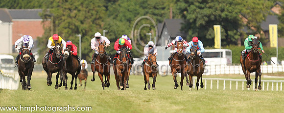 01st Last Garrison and D P McDonogh ( 8 , green and white hoops ) Trainer - M M McNiff , Owner - Atlantic Wave Syndicate