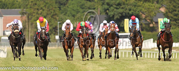 01st Last Garrison and D P McDonogh ( 8 , green and white hoops ) Trainer - M M McNiff , Owner - Atlantic Wave Syndicate