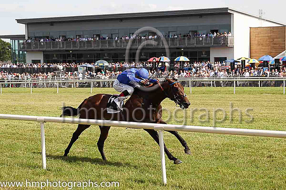 01st Change Of Velocity and K J Manning ( 1 , royal blue, dark blue seams ) Trainer - J S Bolger , Owner - Godolphin