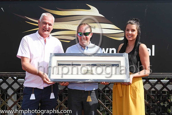 01st Last Garrison and D P McDonogh ( 8 , green and white hoops ) Trainer - M M McNiff , Owner - Atlantic Wave Syndicate