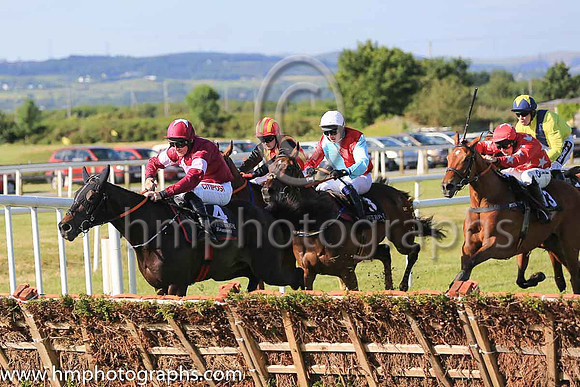 01st Boot Camp and D N Russell ( 4 , maroon, white star ) Trainer - G Elliott , Owner - Gigginstown House Stud