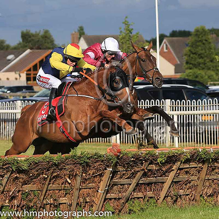 01st The Game Changer and D N Russell ( 3 , maroon, white star, white cap ) Trainer - G Elliott , Owner - Gigginstown House Stud