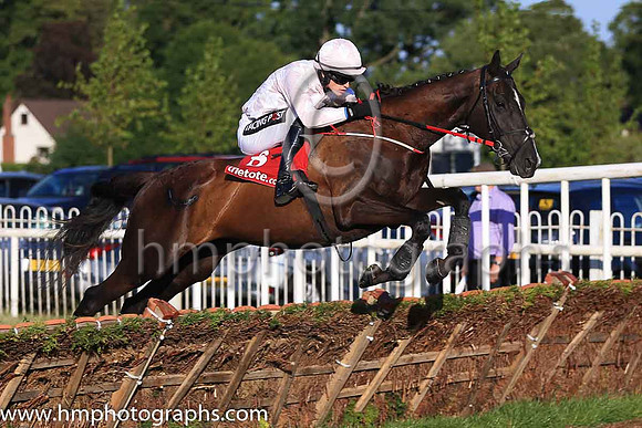 07th Get Out Of Jail and D E Mullins ( 8 , pink and white diamonds ) Trainer - J C McConnell , Owner - Rockview Racing Club