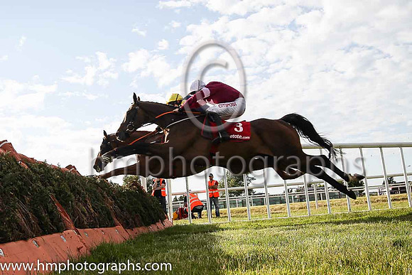 07th Lieutenant Colonel and J W Kennedy ( 2 , maroon, white star ) Trainer - G Elliott , Owner - Gigginstown House Stud