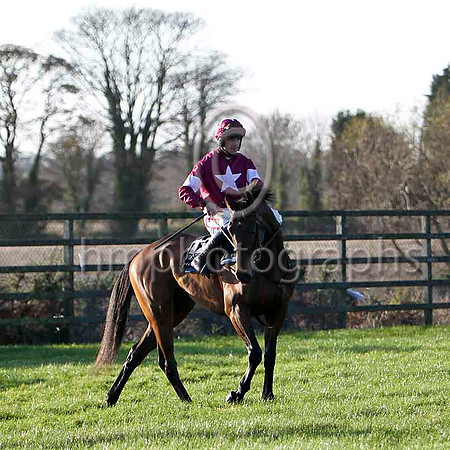 Four Commanders , winner - Jockey D N Russell -FT8E6590-e