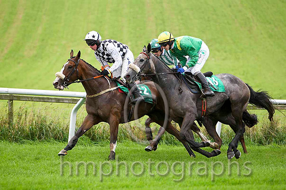 Wild and Innocent , Jockey A E Lynch - 9th , Wee Giant , Jocley Ruby Walsh - winner & Black Rock Lake , Jockey P Townend - 3rd - CU2D2265-e