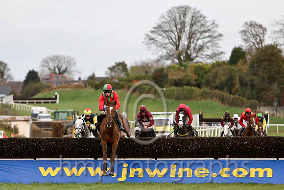 Benefficient & P Townend - Winner (2,emerald green, red striped ) - FT8E7706-e2b
