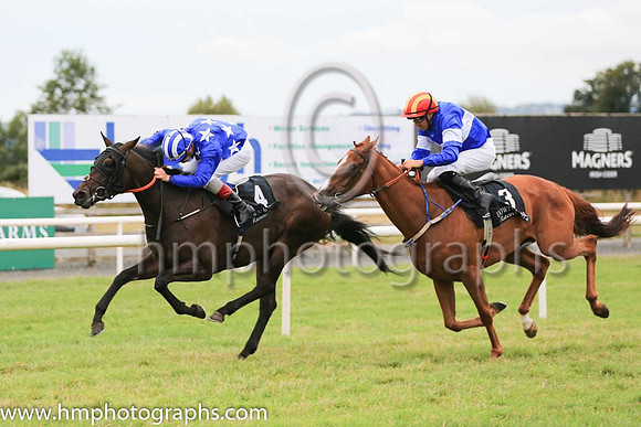 01st Cache Queen and R P Whelan ( 4 , blue, white stars ) Trainer - A McGuinness , Owner - Conor Hughes