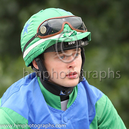 13th Sally Gapand R P Downey ( 6 , green and blue diabolo ) Trainer - T G McCourt , Owner - Hugh J O'Brien  Mrs Pauline McCourt