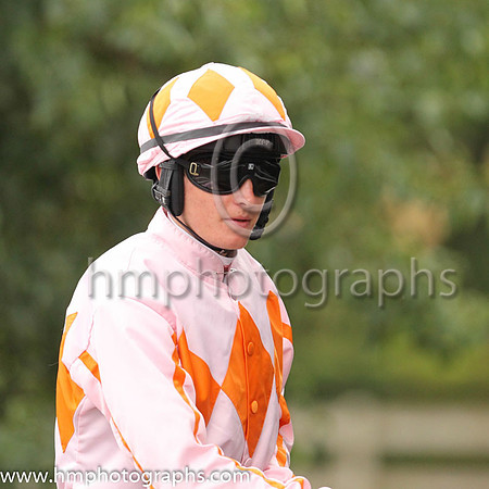 07th Diable d'Orand D P Linehan 5 ( 5 , pink, orange triple diamonds ) Trainer - A Mulholland , Owner - Ciaran Carvill