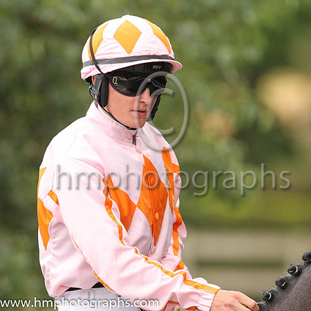 07th Diable d'Orand D P Linehan 5 ( 5 , pink, orange triple diamonds ) Trainer - A Mulholland , Owner - Ciaran Carvill