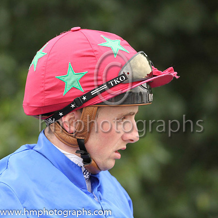 06th Magsmillie and C D Hayes ( 12 , royal blue,royal blue and white hooped sleeves ) Trainer - W Durkan , Owner - Ms M Durkan