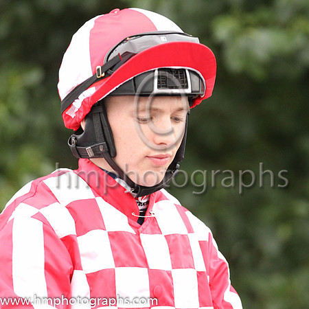 04th A Likely Storyand C T Keane ( 9 , red and white squares ) Trainer - T G McCourt , Owner - John P McGovern