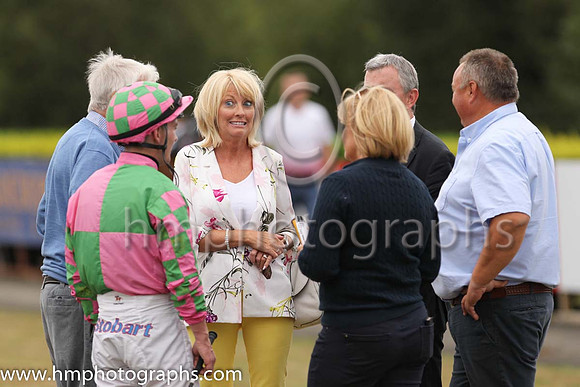 03rd On The Go Again and G F Carroll ( 4 , green and pink qtrd ) Trainer - Michael Mulvany , Owner - L Mulvany