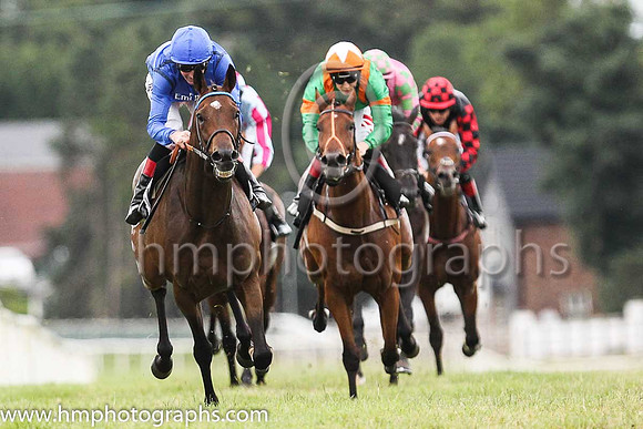 01st Twilight Payment and K J Manning ( 6 , royal blue, dark blue seams ) Trainer - J S Bolger , Owner - Godolphin