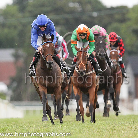 01st Twilight Payment and K J Manning ( 6 , royal blue, dark blue seams ) Trainer - J S Bolger , Owner - Godolphin