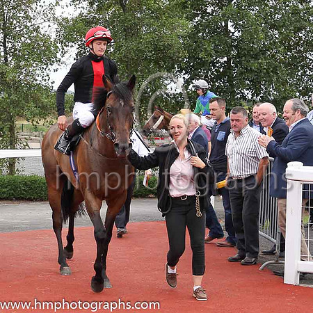 01st Haqeebaand D M Redmond 7 ( 1 , black, red panel ) Trainer - L Lennon , Owner - Maurice McCavitt