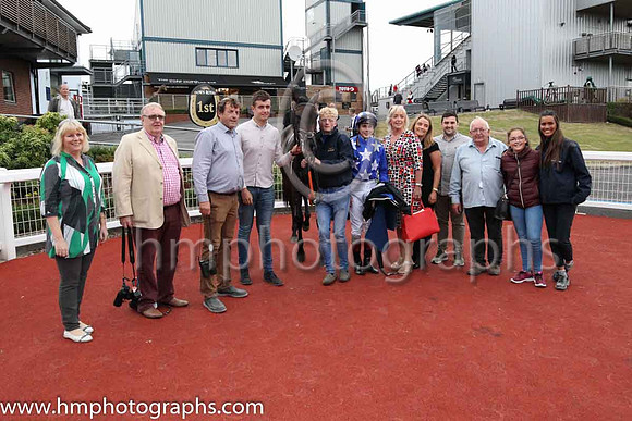 01st Cache Queen and R P Whelan ( 4 , blue, white stars ) Trainer - A McGuinness , Owner - Conor Hughes
