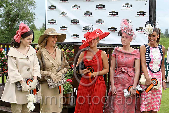 Five of the finalists in the Best Dressed Competion at Down Royal -FT8E5716-e