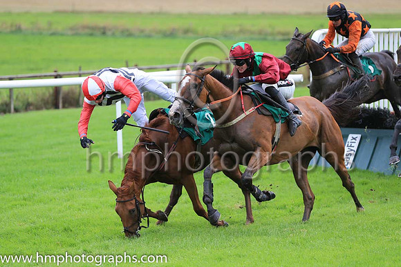 01st Agusta Gold and D E Mullins ( 1 , brown, green sash ) Trainer - Ms M Mullins , Owner - Kieran Leavy  F W Healy  Lorcan Cribbin  Ms Margaret Mullins - Perfect In Pink and Derek Fox fall at the las