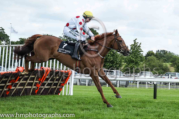 07th Midnight Fortune and C.P. McNamara (7 ,white, red spots ), Trainer:Noel C. Kelly , Owner:Kenneth McGrath