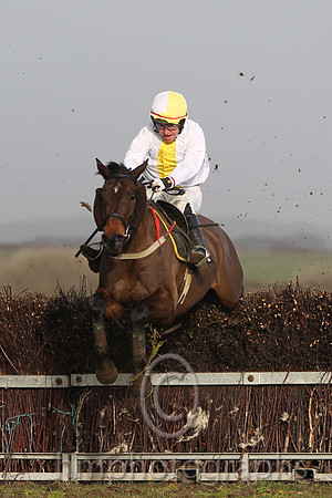 R5 - News For Pascal & N McParlan - winners -FT8E3913-23