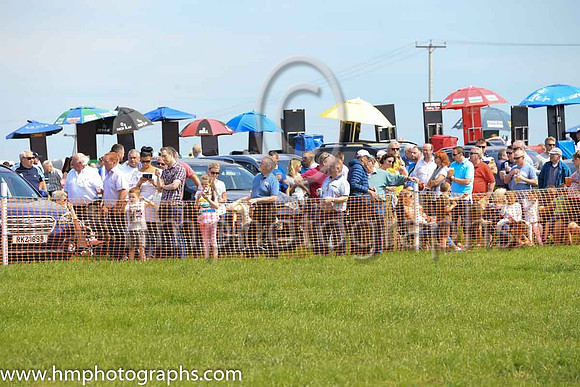 Spectators enjoying the sunshine at the Route Hunt Point to Point at Portrush