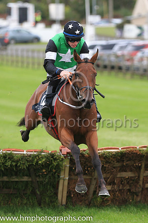 01st Smiling Eliza and J W Kennedy ( 12 , emerald green, white star ) Trainer - G Elliott , Owner - Gordon Elliott Racing Club