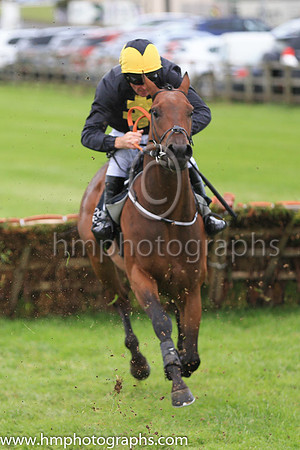 04th Viscount Wilson and D N Russell ( 9 , black, yellow cross ) Trainer - G Elliott , Owner - J A Mooney  Raymond Moore Jnr  Raymond C Moore