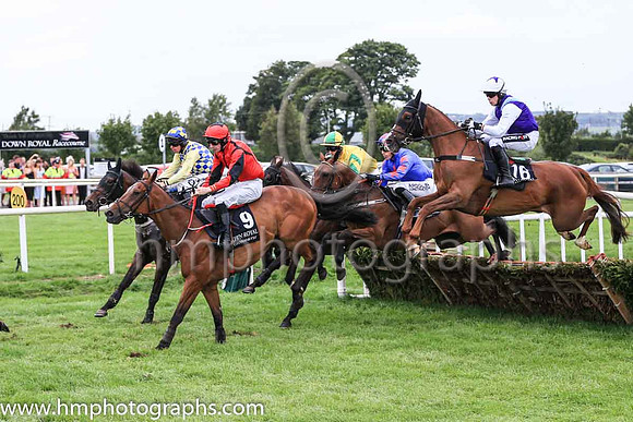 03rd Blue Skimmer and L A McKenna 7 ( 9 , red, black seams ) Trainer - J J Lambe , Owner - R P Behan