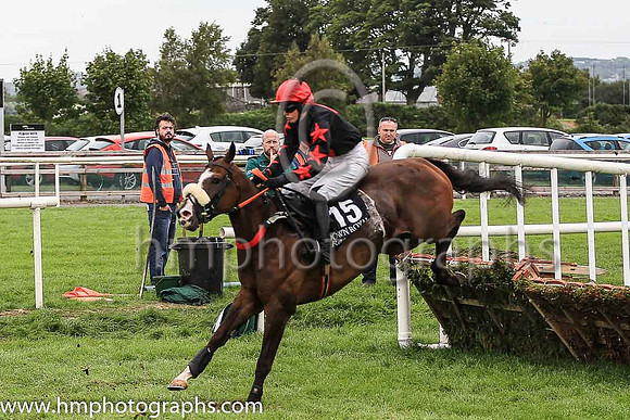 01st Lusis Naturea and Ms K Ferris 7 ( 15 , black, red diamond ) Trainer - Eoin Barry , Owner - Miss K McNeilly