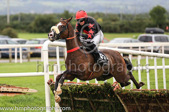 01st Lusis Naturea and Ms K Ferris 7 ( 15 , black, red diamond ) Trainer - Eoin Barry , Owner - Miss K McNeilly