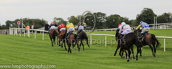 01st Lusis Naturea and Ms K Ferris 7 ( 15 , black, red diamond ) Trainer - Eoin Barry , Owner - Miss K McNeilly