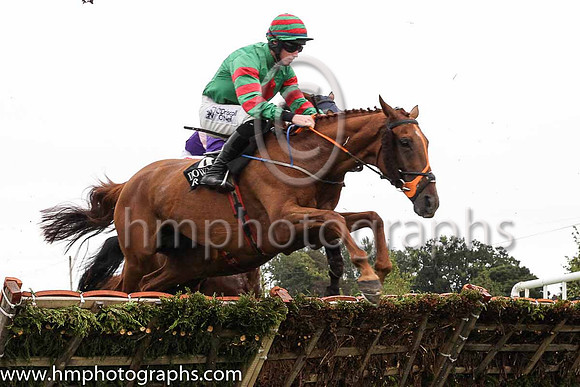 07th Our Roxane and J W Kennedy ( 9 , emerald green, red diamond ) Trainer - D Budds , Owner - Yawl Bay Seafoods Ltd
