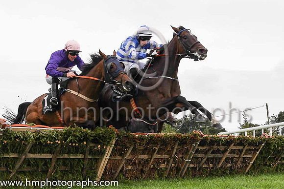 01st Red Pearl and D N Russell ( 1 , purple, pink hoop ) Trainer - S Ryan , Owner - Basil Holian  Exors of the Late Richard Maher  David G O?Sullivan