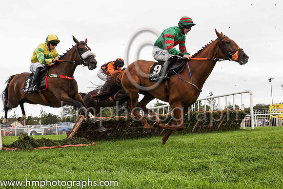 07th Our Roxane and J W Kennedy ( 9 , emerald green, red diamond ) Trainer - D Budds , Owner - Yawl Bay Seafoods Ltd