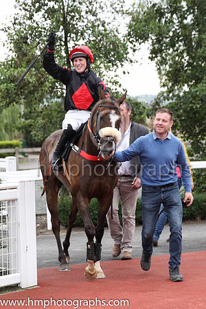 01st Lusis Naturea and Ms K Ferris 7 ( 15 , black, red diamond ) Trainer - Eoin Barry , Owner - Miss K McNeilly