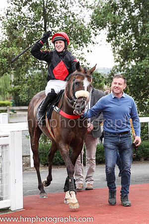 01st Lusis Naturea and Ms K Ferris 7 ( 15 , black, red diamond ) Trainer - Eoin Barry , Owner - Miss K McNeilly