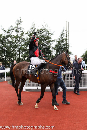 01st Lusis Naturea and Ms K Ferris 7 ( 15 , black, red diamond ) Trainer - Eoin Barry , Owner - Miss K McNeilly