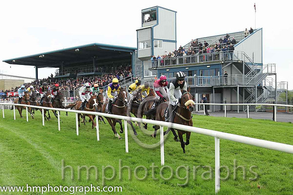 02 Ballintotty Boy & Mr P A King - 2nd (2, black, grey diamonds) - CU2D1821-18