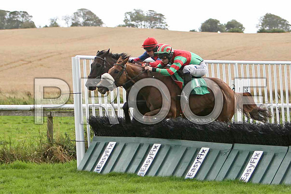 Breeze With ease & Claragh Native - FT8E4722-e