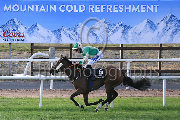 01st Bader Ginsburg and Cian MacRedmond (6, emerald green and light green diabolo)