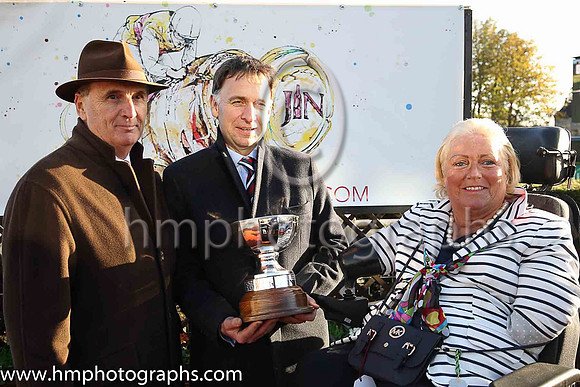 01st Valseur Lido and R Walsh ( 7 , maroon, white star, blue cap ) Trainer - H de Bromhead , Owner - Gigginstown House Stud