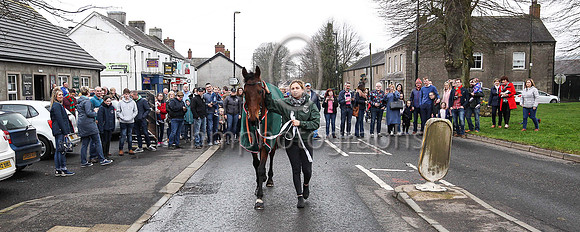 Balnaslow parading in Parkgate with groom Sophie Bell - FT8E3428