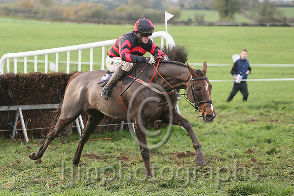 01st YOU MUST KNOW ME and B O'Neill ( 4 , RED,black chevrons; red,black chevrons sleeves; red  black qtd cap ) Trainer: D.M. Christie,, Owner : Alistair Corrigan