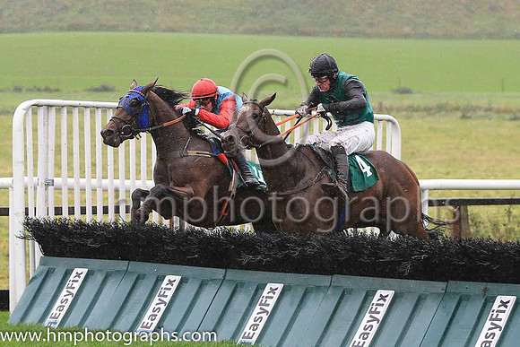 01st A Place Apart and G N Fox ( 4 , emerald green, black diamond ) Trainer - G P Cromwell , Owner - Turlough Blessing