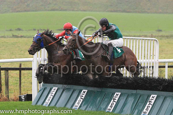 01st A Place Apart and G N Fox ( 4 , emerald green, black diamond ) Trainer - G P Cromwell , Owner - Turlough Blessing