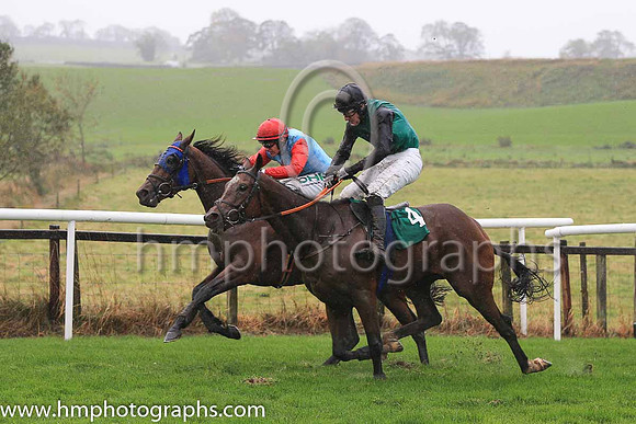 01st A Place Apart and G N Fox ( 4 , emerald green, black diamond ) Trainer - G P Cromwell , Owner - Turlough Blessing