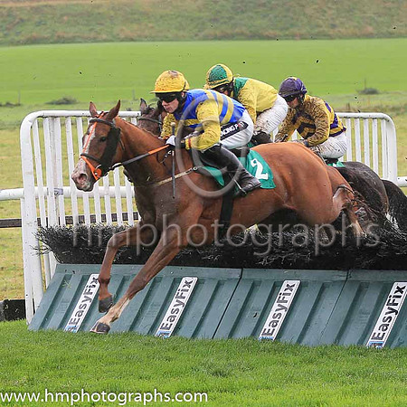 01st Caerleon Kate and D F O'Regan ( 2 , royal blue and yellow hoops ) Trainer - C A McBratney , Owner - Templeburn Racing Syndicate