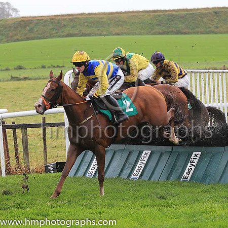 01st Caerleon Kate and D F O'Regan ( 2 , royal blue and yellow hoops ) Trainer - C A McBratney , Owner - Templeburn Racing Syndicate